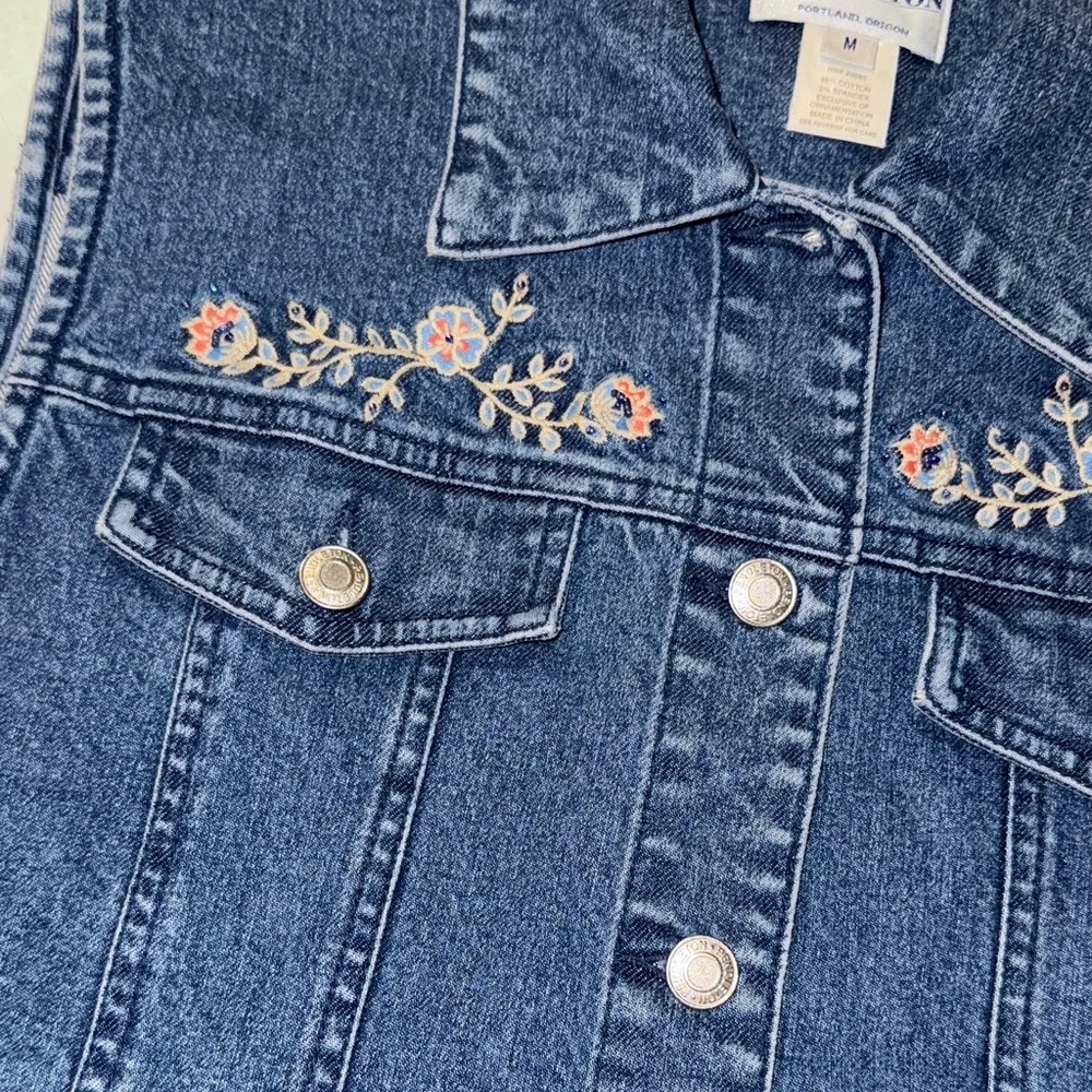 Beautiful Pendleton beaded and‎ embroidered Denim Vest - Picture 3 of 6